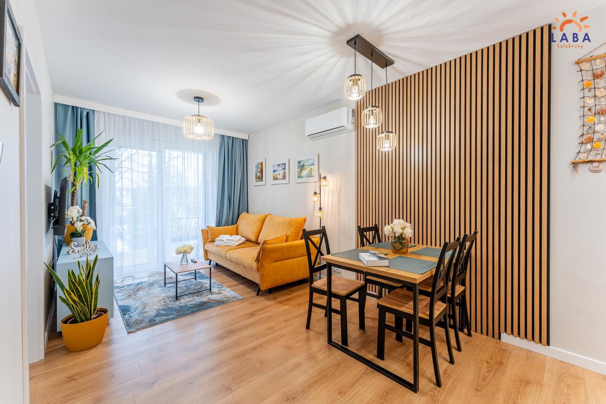 Laba Kolobrzeg Apartamenty Kollataja Z Parkingiem Bagian luar foto